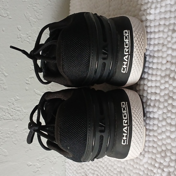 Under Armour Charged Rogue 2.5 Athletic Sneakers - Picture 10 of 13